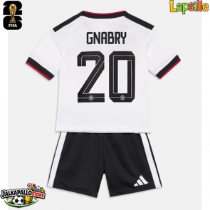 Saksa Serge Gnabry #20 Kotipaita Lapsille MM-kisat 2026 Lyhythihainen (+ shortsit)